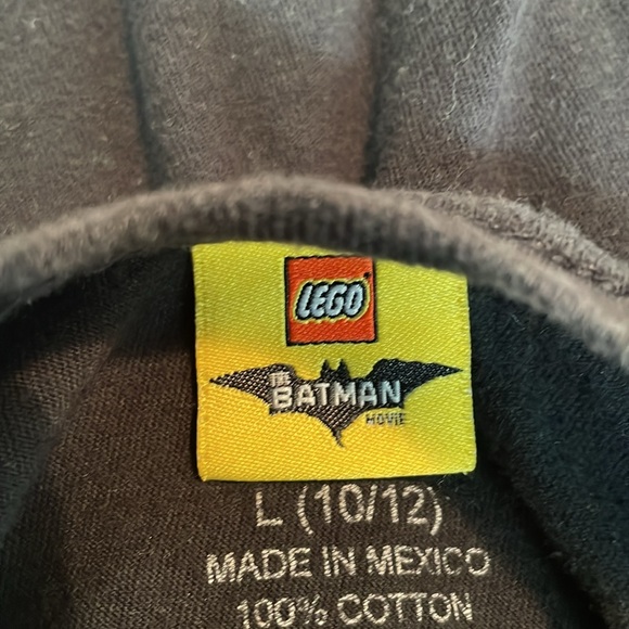 Kids Lego Batman Back T Shirt Kids  Lego Batman Movie Shirt Size Large - Picture 9 of 11